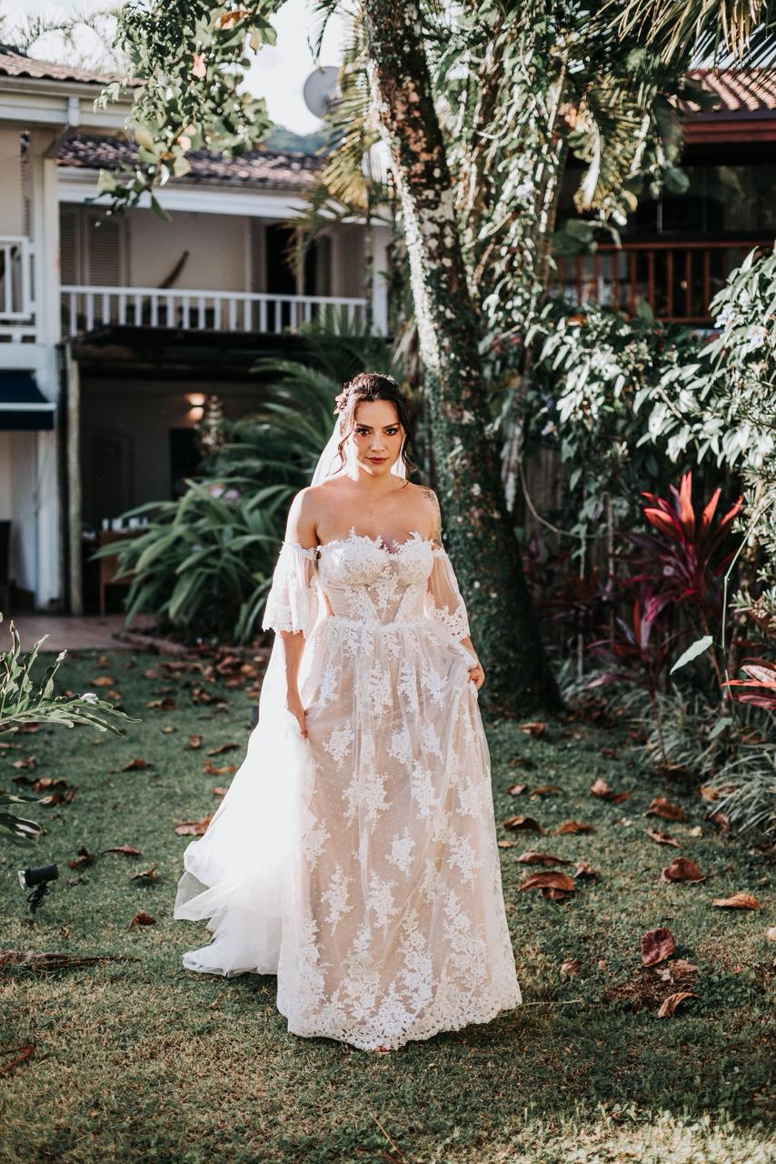 Como escolher o vestido de noiva ideal? Estilista Nathalia Marques dá 4 dicas práticas para cada tipo de cerimônia